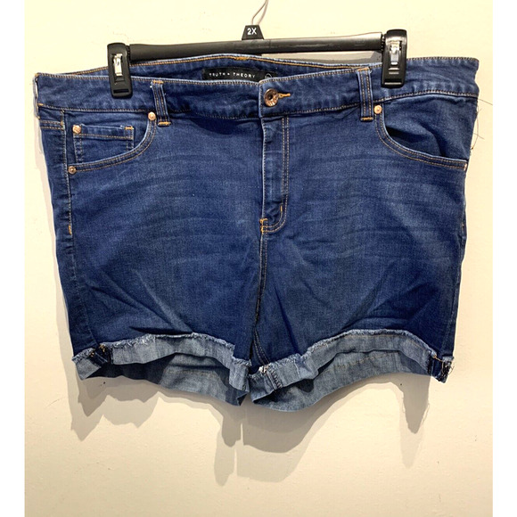 Women’s Truth Theory Dark Blue Cuffed Cotton Blend Stretch Shorts in Size 20 1X - Picture 1 of 8
